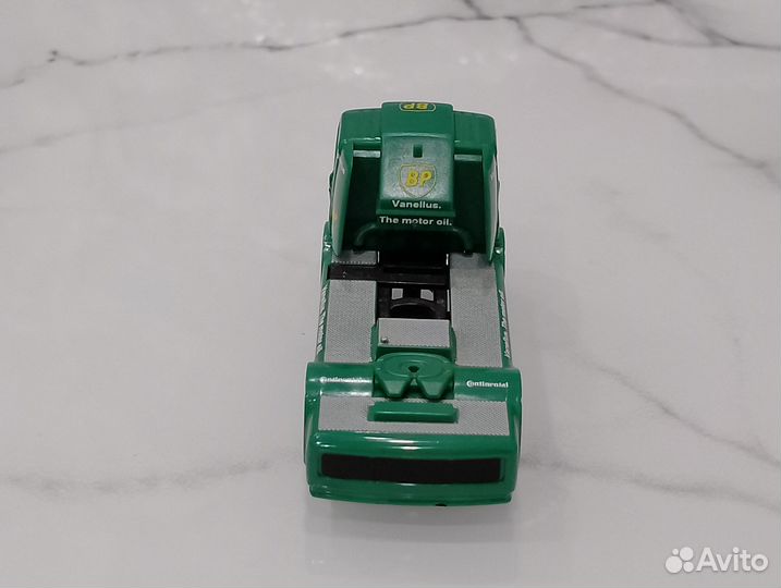 Mercedes Benz гоночный тягач