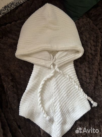 Капор женский вязаный