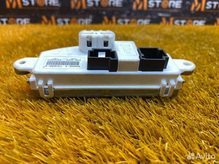 Регулятор отопителя Mercedes-Benz M-Class W166