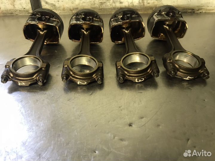 Поршень+шатун F16D4 A16XER Opel Astra Zafira