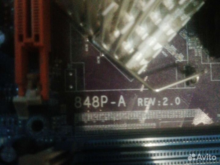 Материнская плата с процессором и памятью