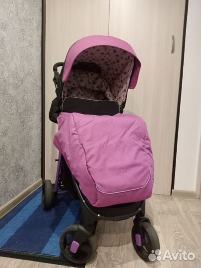 Прогулочная коляска