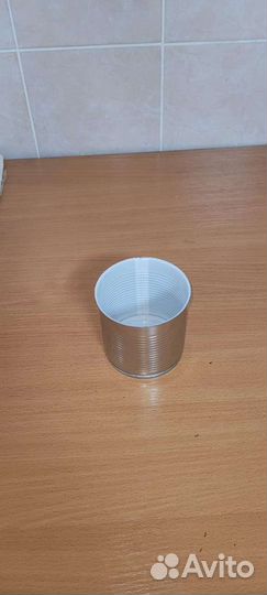 Жестяная банка для консервирования