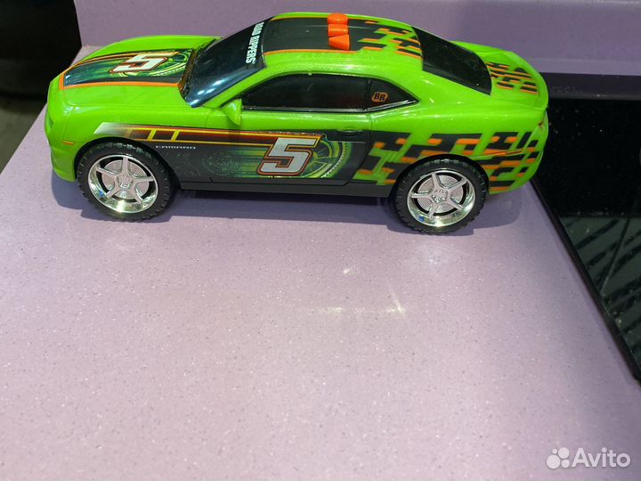 Машинка гоночная