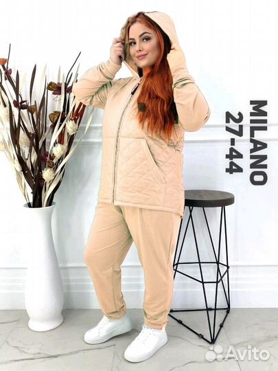 Костюм тройка женский 60-62