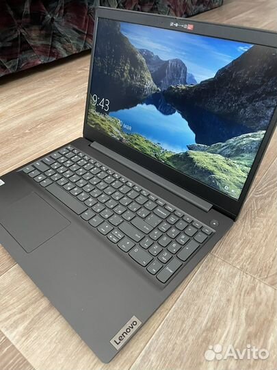 Новый Lenovo i3-10110U/8Gb/SSD256