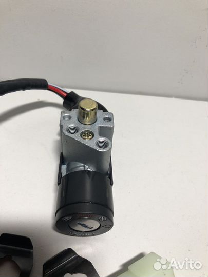 Комплек замков для Honda CBR