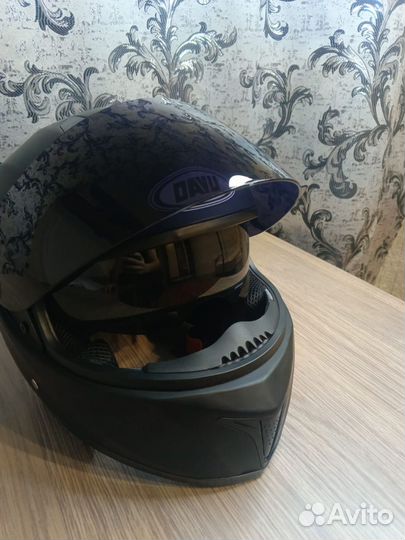 Шлем, мотошлем