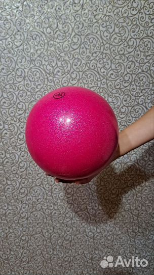 Гимнастический мяч 18 см