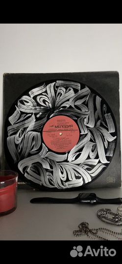 Роспись стен, одежды / каллиграфия