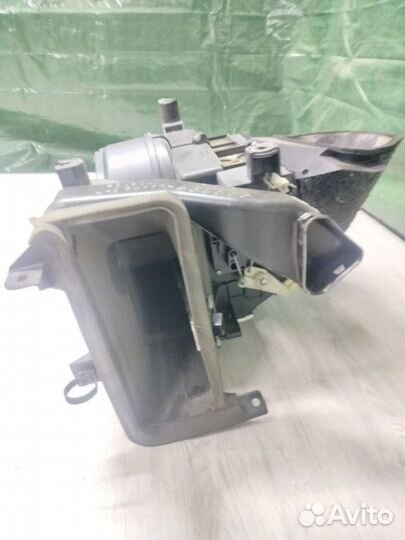 Моторчик печки Mitsubishi Lancer 9 1.6 4G18 2004