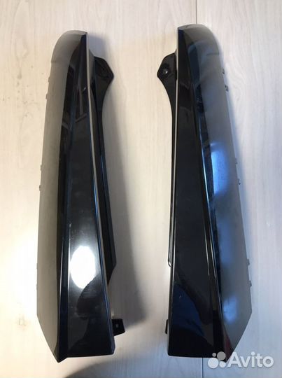 Накладка двери багажника Cadillac Escalade III