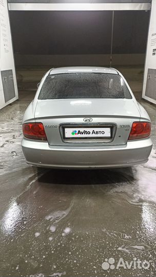 Hyundai Sonata 2.0 МТ, 2004, 60 000 км