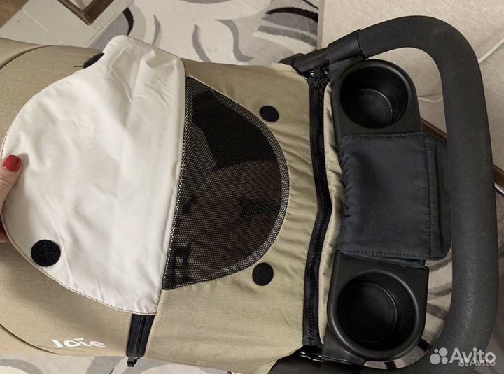 Прогулочная коляска joie litetrax