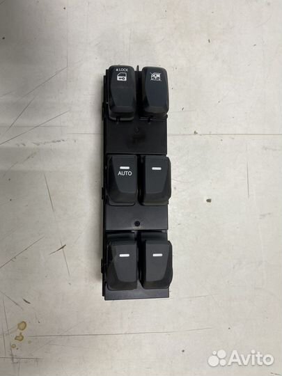 Кнопки стеклоподъемников tucson/IX35