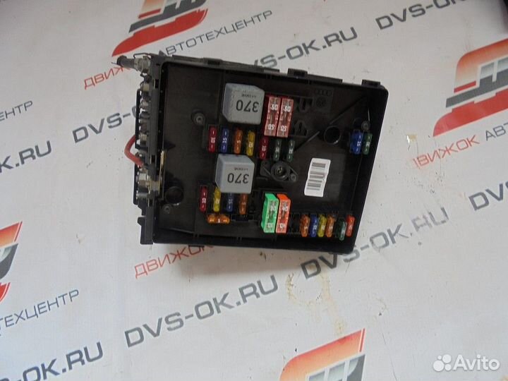 Блок предохранителей audi A6 8P