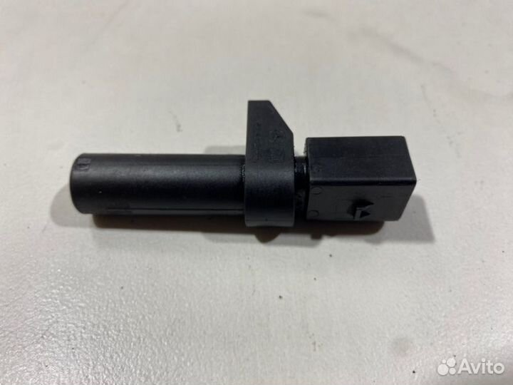 Датчик положения коленвала Mercedes