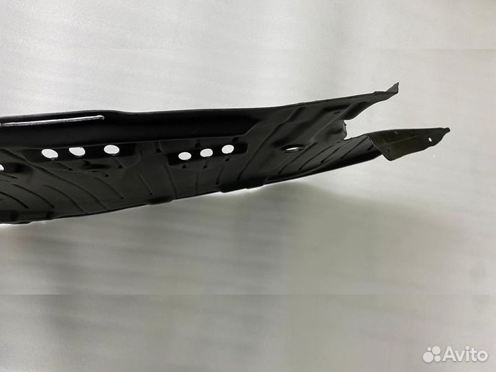 Защита двигателя Audi A6 C6 пыльник Ауди А6 С6 Ц6