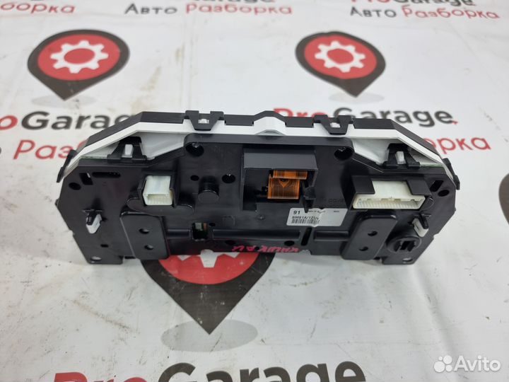 Панель приборов щиток приборка Nissan Qashqai J11