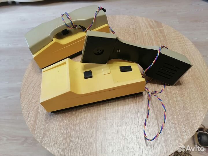 Ретро-игра для детей, Телефонная связь