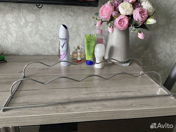 Полка для бутылок в холодильник