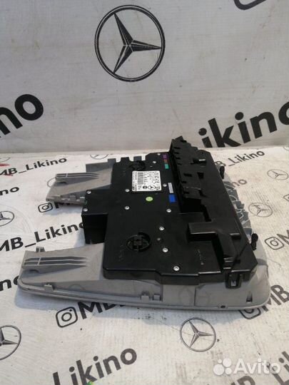 Плафон освещения салона передний Mercedes S-Class