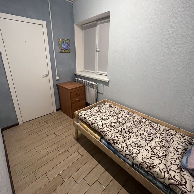 Комната 20 м² в 5-к., 2/3 эт.