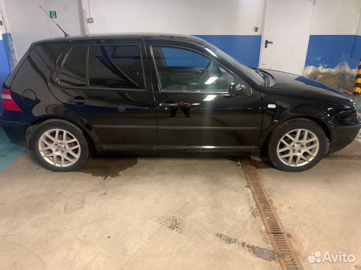 Volkswagen Golf 1.6 МТ, 2001, 176 399 км