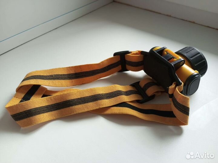 Налобный фонарь