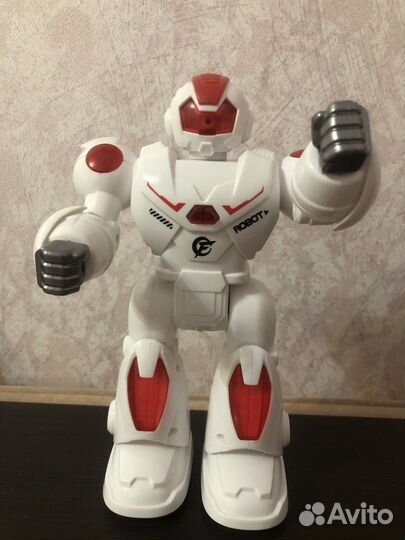 Игрушка робот