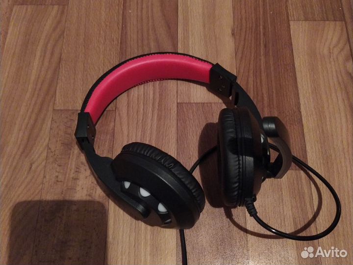 Игровые наушники с микрофоном