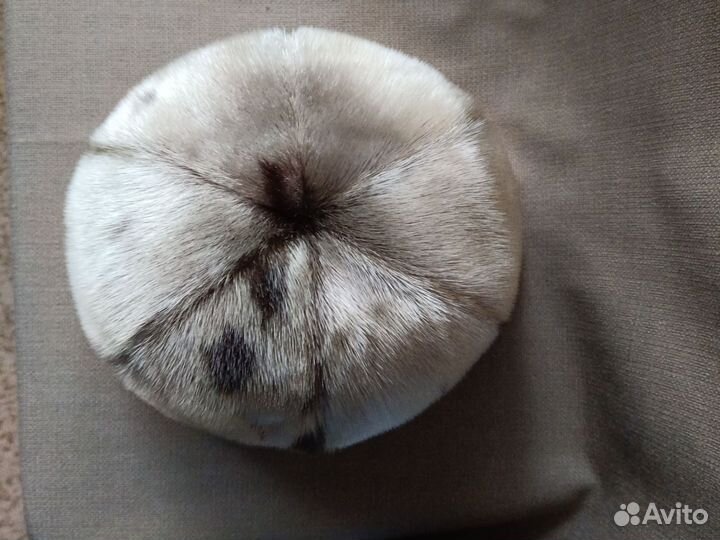 Шапка женская зимняя из меха нерпы