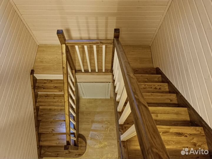 Деревянные лестницы высокого качества