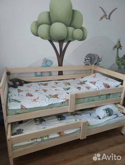 Детская двухъярусная кровать в натуральном цвете