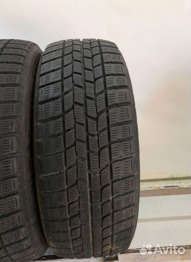 Goodyear Ice Navi 6 215/55 R17 99W