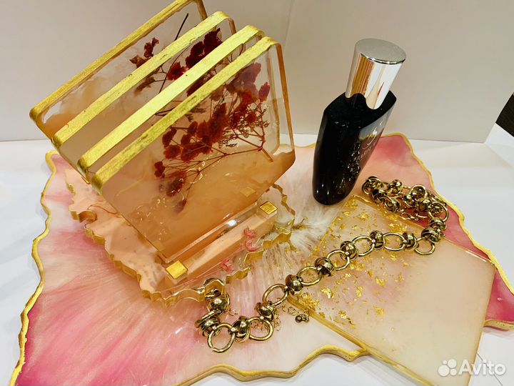 Часы из эпоксидной смолы