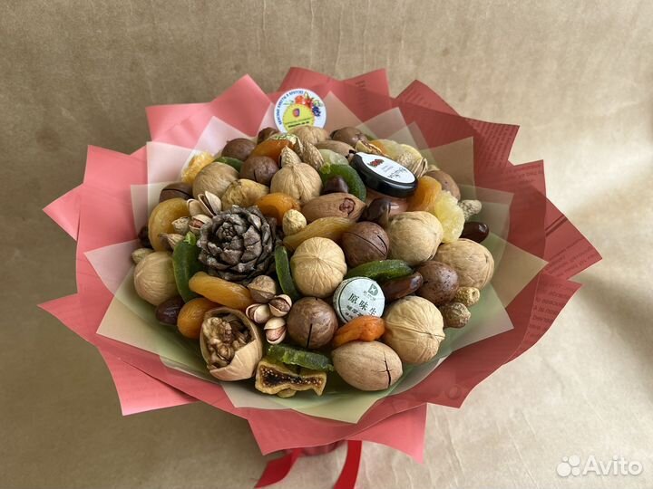 Съедобные букеты из клубники фруктов мужские