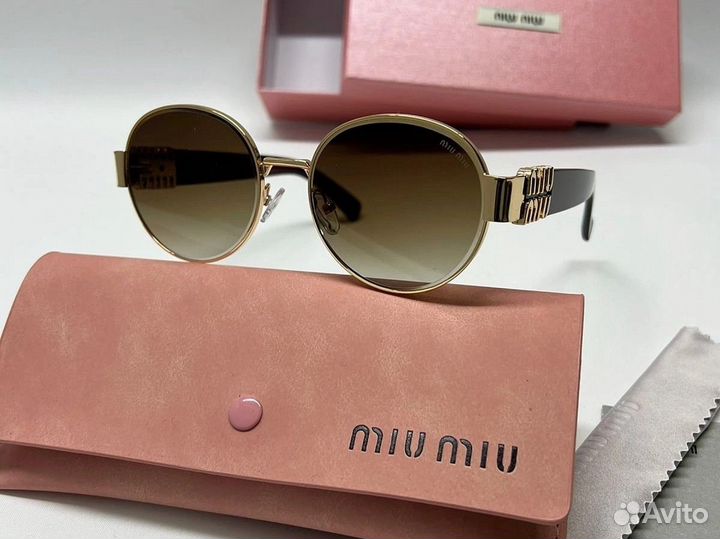 Солнцезащитные очки miu miu