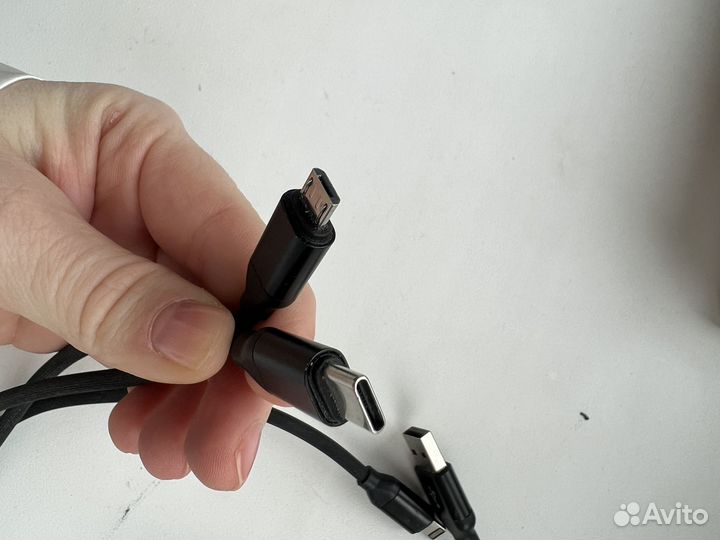 Кабель для зарядки с 3 разъемами
