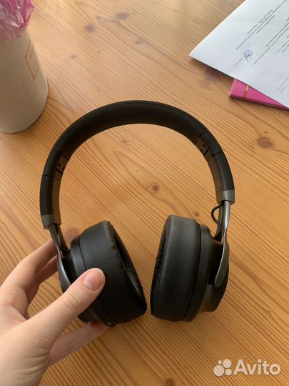 Беспроводные наушники