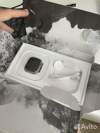 Apple watch ultra 2 49mm titanium