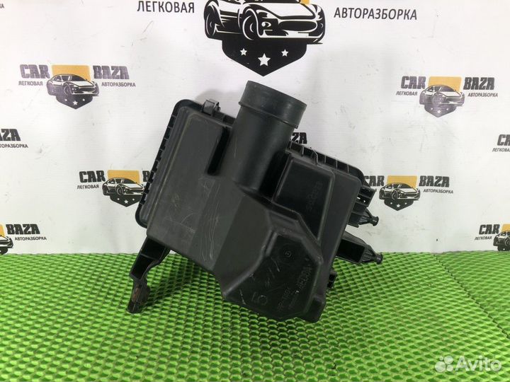 Корпус воздушного фильтра Nissan Qashqai