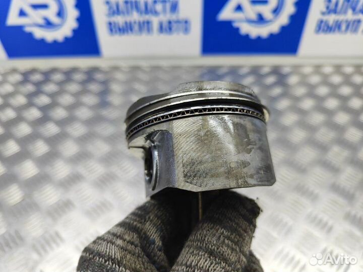 Поршень с шатуном Geely Emgrand Ec7 1.8 JL4G18 126