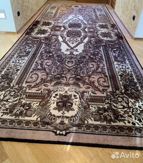 Ковер шерстяной