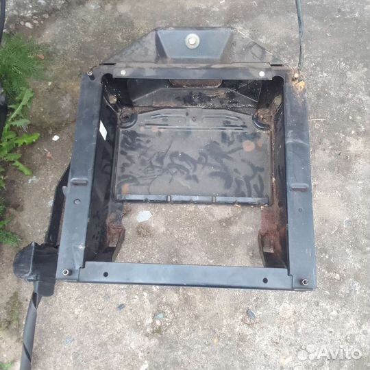 Сидение Фольксваген Т4 T4 переднии с локтями