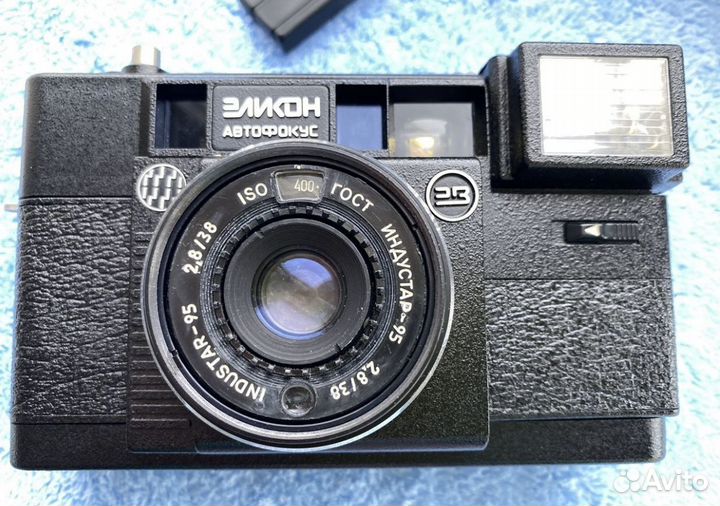 Плёночный фотоаппарат эликон Автофокус