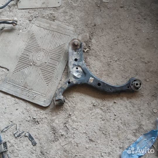 Рычаг нижний santa fe 54500-2B000