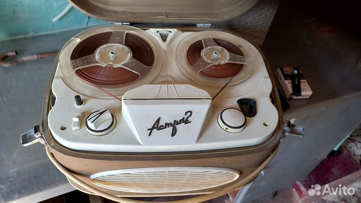 Катушечный магнитофон астра2