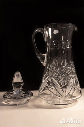 Кувшин с крышкой