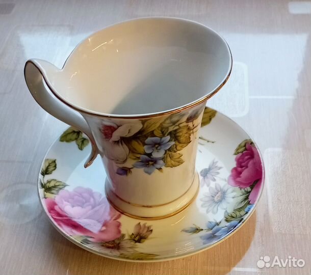Фарфоровая чайная пара